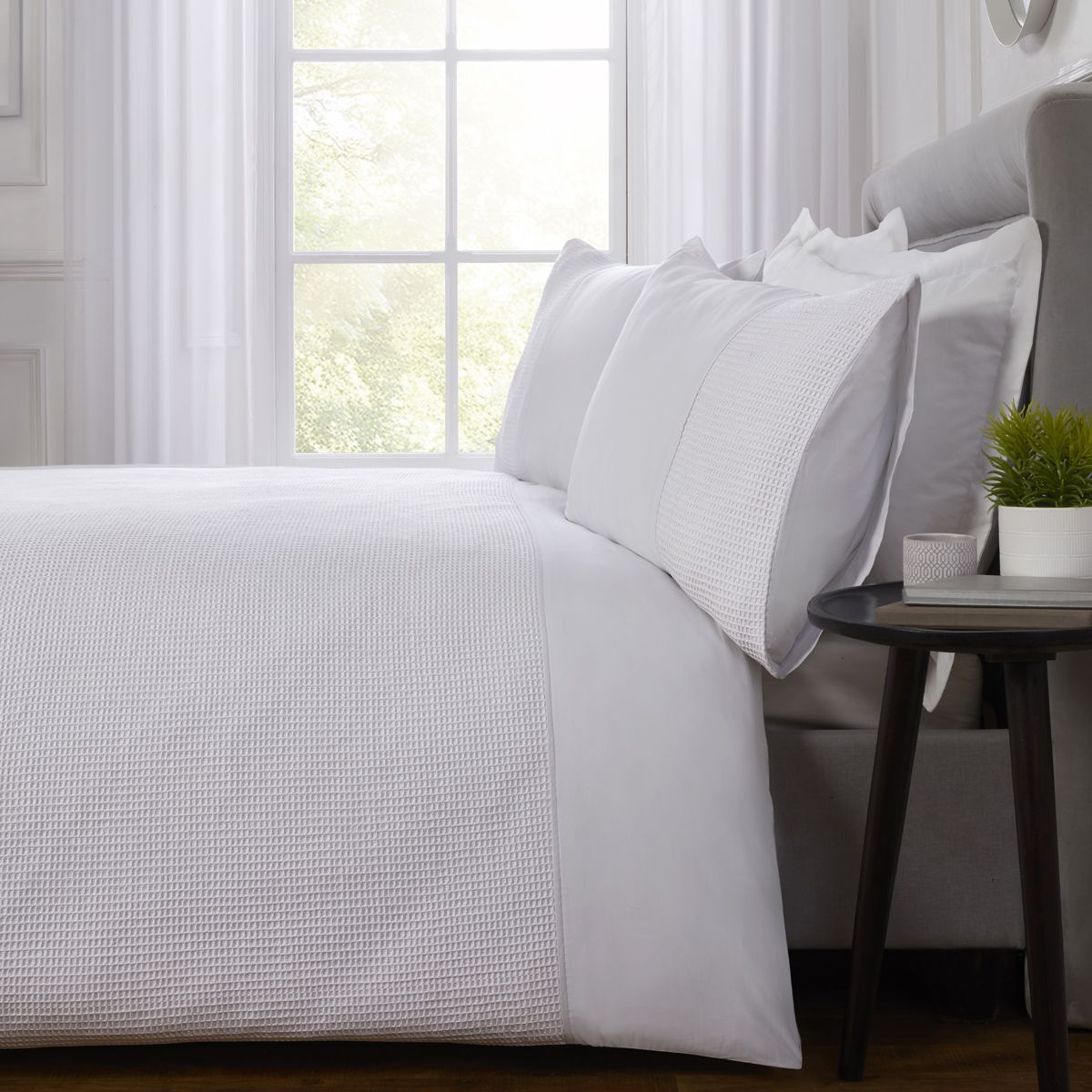 Carlton Waffle White-CBDS