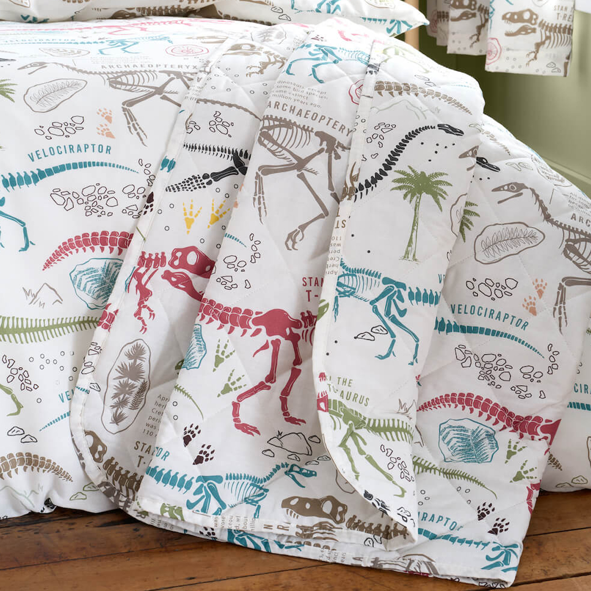 Dino Explorer Natural Bedspread 150x200cm