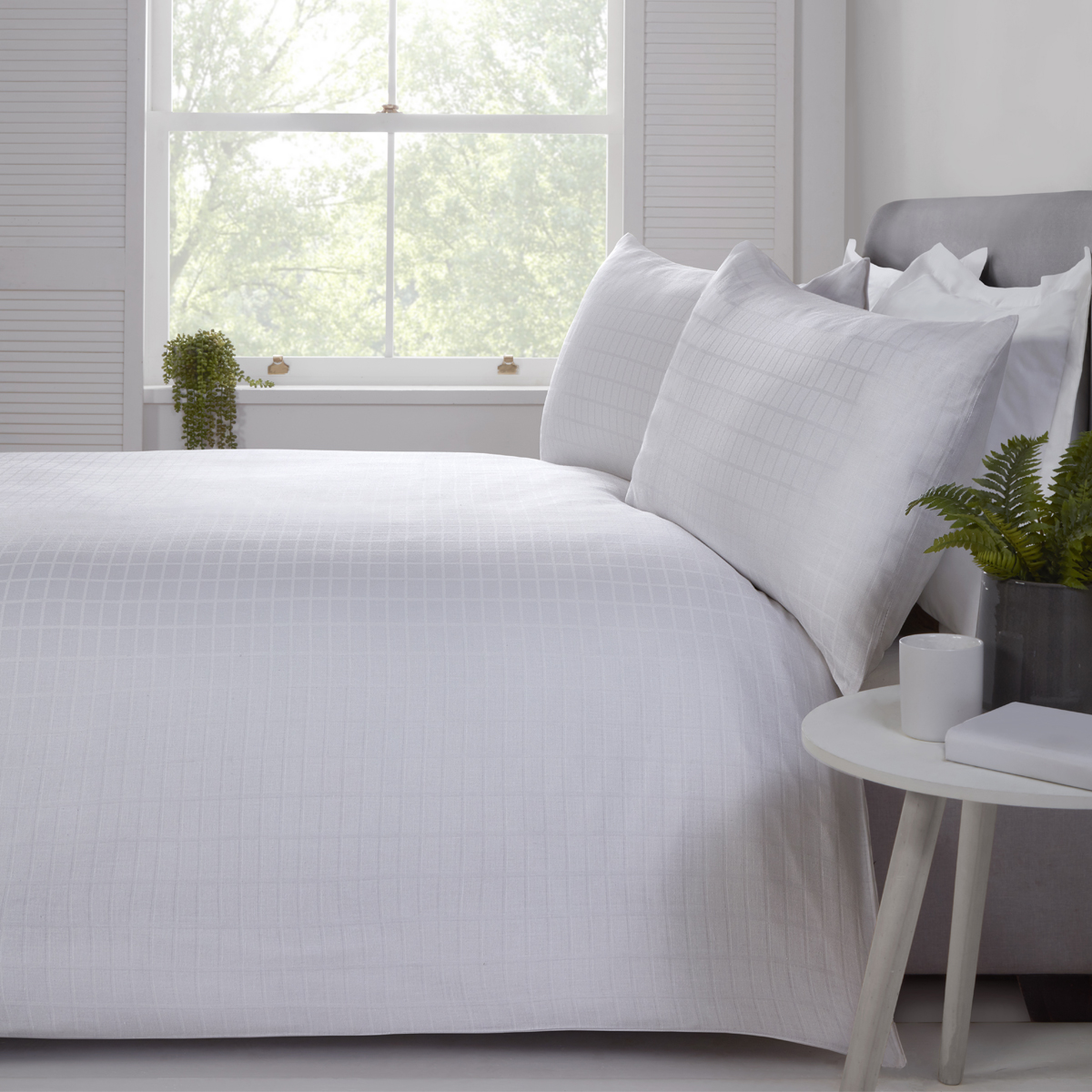 200 Thread Count Fairmount Check White 100% Cotton Duvet Cover Set