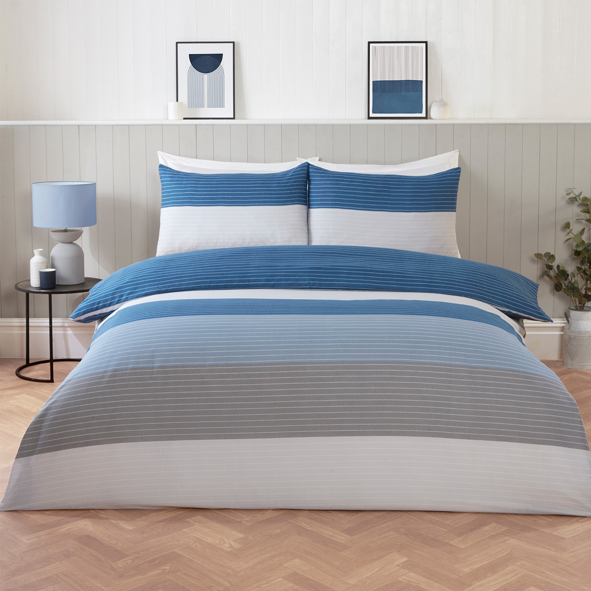 Gino Navy Cotton Mix Duvet Cover Set