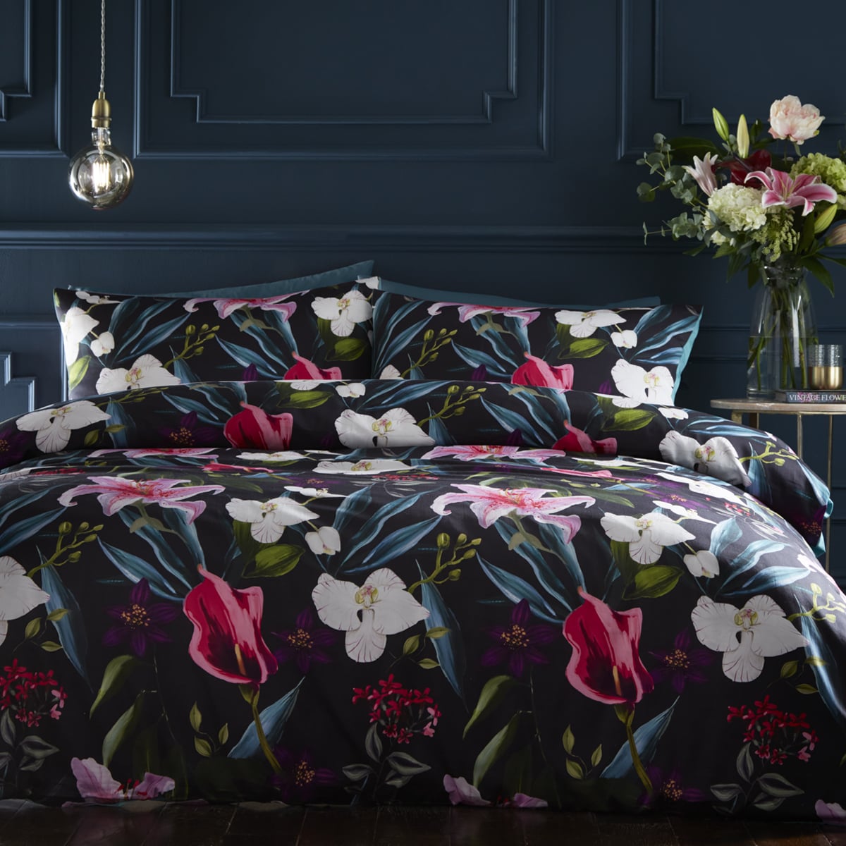 Lily Tropics Black Cotton Mix Duvet Cover Set