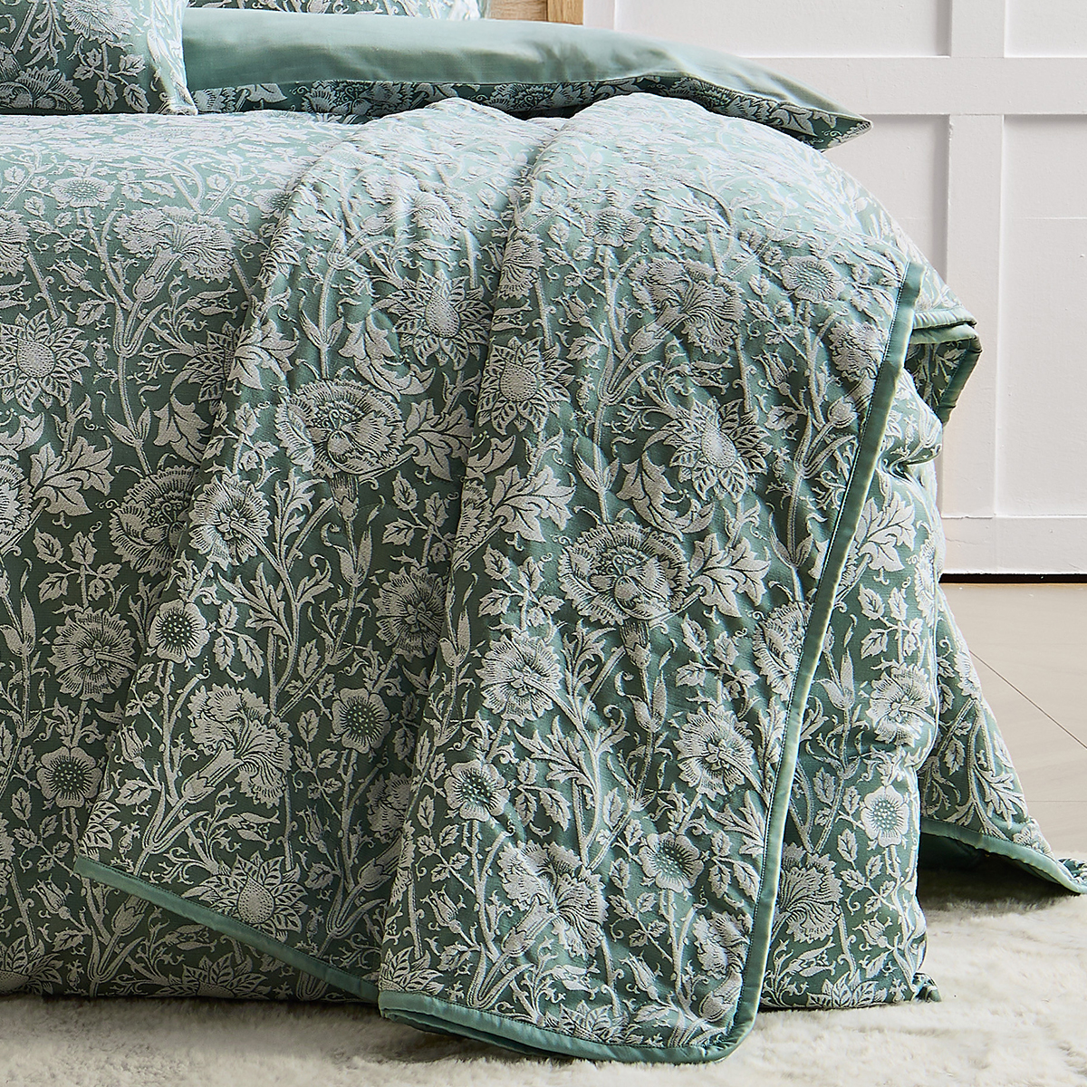 Lucia Green Bedspread 200x230cm