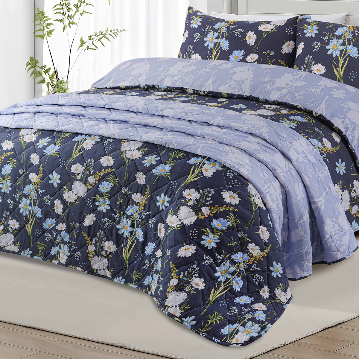 Lulu Navy Bedspread 195x230cm