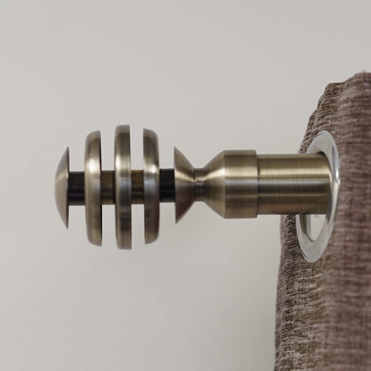 25/28mm Perth Antique Brass Extendable Curtain Pole