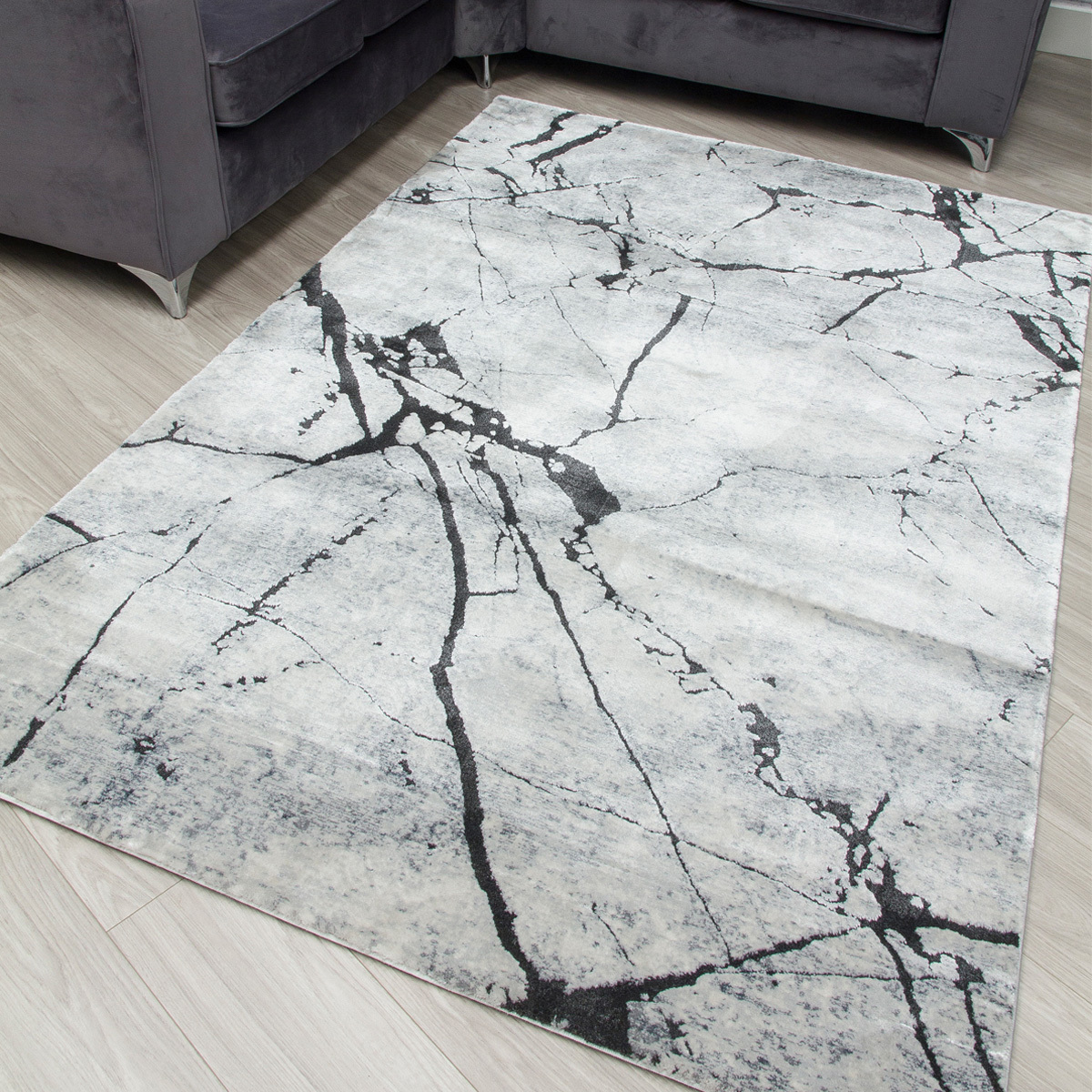 Rococo Glacial Anthracite Rug